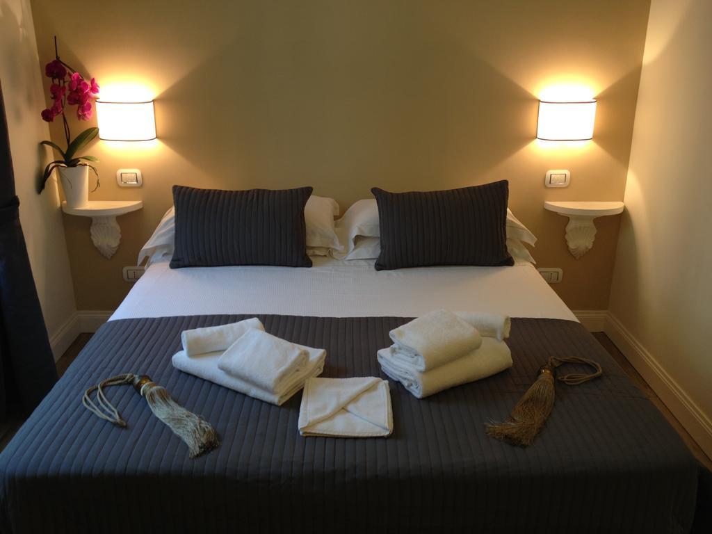 Bed & Breakfast Cavour Forum 3*